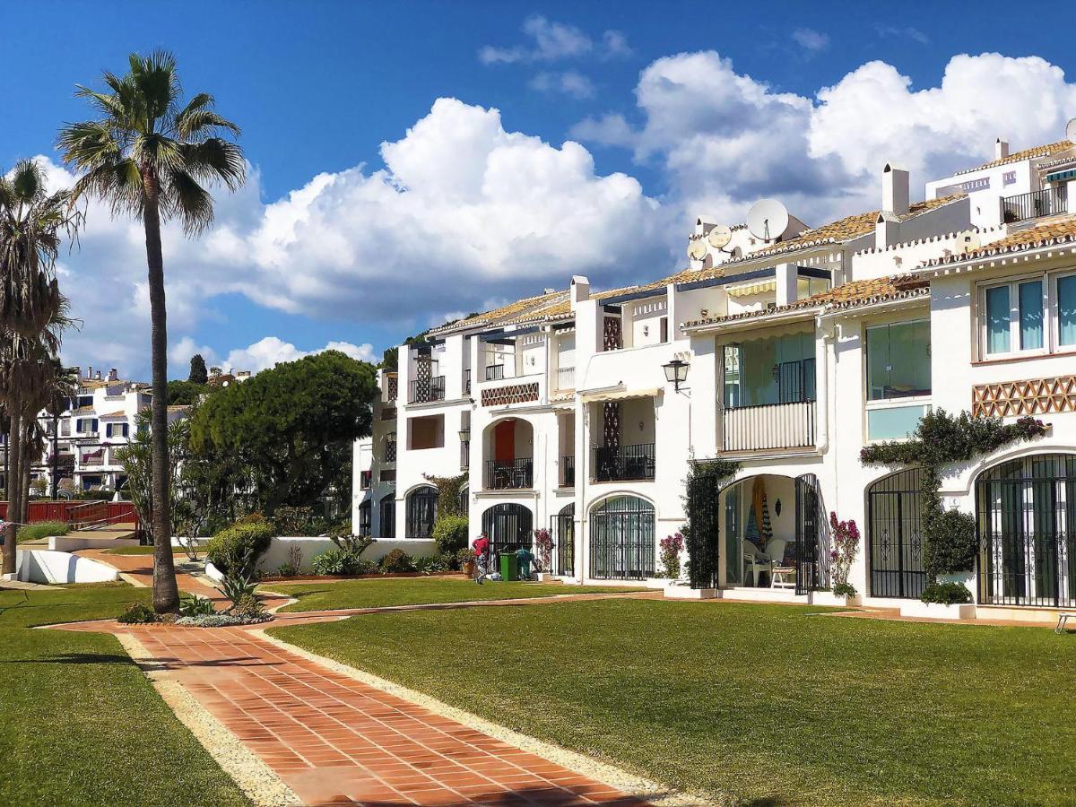 Dona Lola Micaela - Fully Equiped 1 Bedroom Ground Floor Beach Front Apartment With Direct Access To The Beach Of Calahonda - Costa Del Sol - Cs155 Sitio de Calahonda المظهر الخارجي الصورة