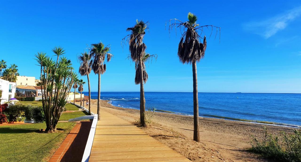 Dona Lola Micaela - Fully Equiped 1 Bedroom Ground Floor Beach Front Apartment With Direct Access To The Beach Of Calahonda - Costa Del Sol - Cs155 Sitio de Calahonda المظهر الخارجي الصورة